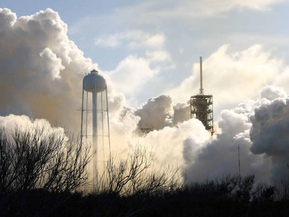 Start rakety Falcon Heavy