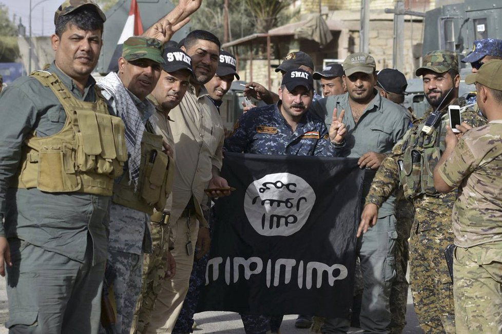 Irácká armáda dobyla zpět Fallúdžu! Islamisté byli poraženi.
