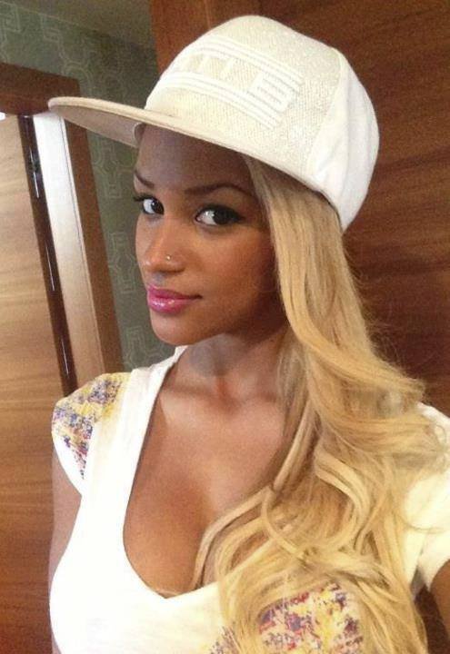 Fanny Neguesha (Mario Balotelli)