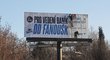 Fanoušci Baníku si pronajali billboard u stadionu, kam dali vedení jasný vzkaz