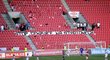 Stop cenzuře na stadionech! Fanoušci Slavie se přidali k protestu a vyprázdnili Tribunu sever.