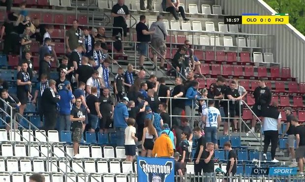 Olomouc - Jablonec: Protest fanoušků Sigmy, odcházejí ze stadionu 