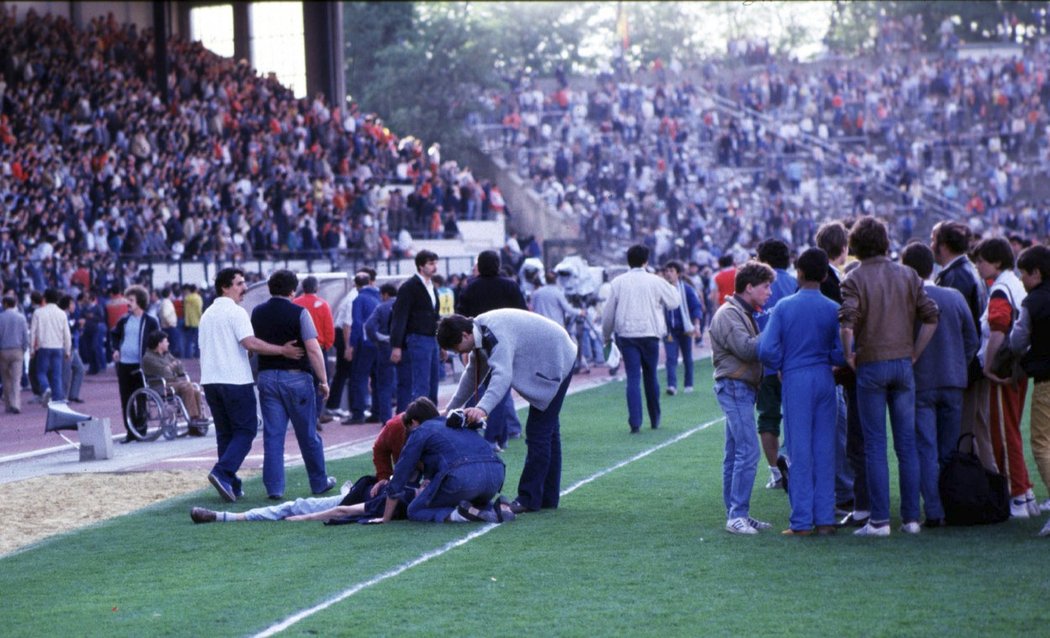 V roce 1985 zahynulo 39 lidí před utkáním finále PMEZ mezi Liverpoolem a Juventusem