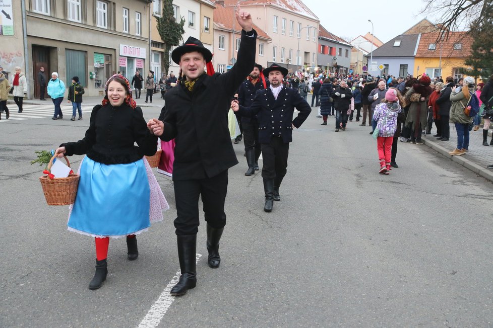 Brněnská část Líšeň v roce 2018 v masopustním veselí.