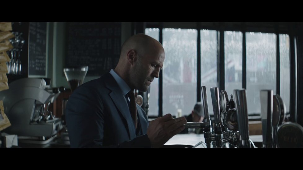 Záběry z traileru na snímek Rychle a zběsile: Hobbs & Shaw