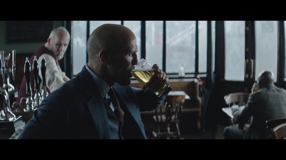 Záběry z traileru na snímek Rychle a zběsile: Hobbs & Shaw