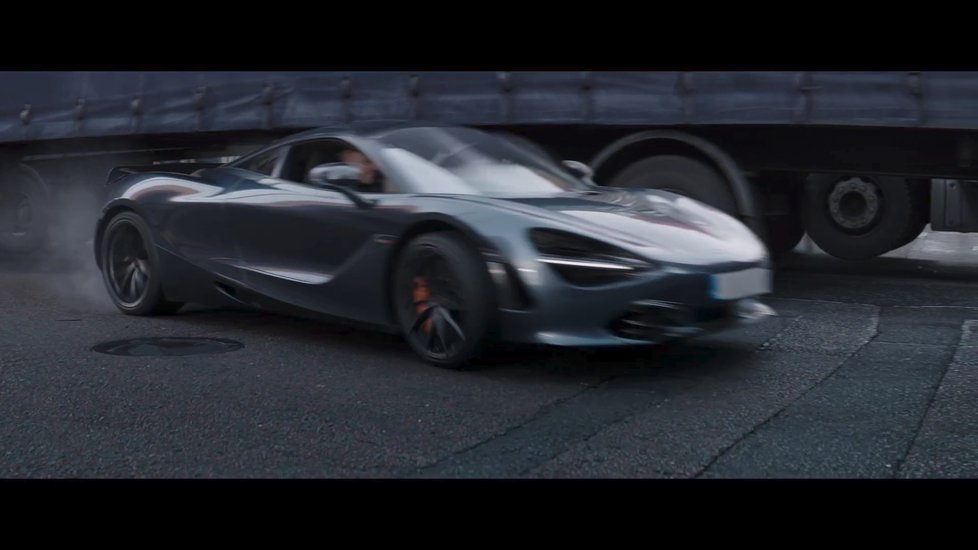 Záběry z traileru na snímek Rychle a zběsile: Hobbs & Shaw