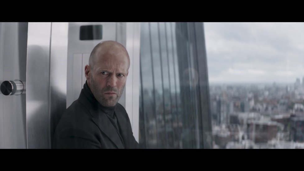 Záběry z traileru na snímek Rychle a zběsile: Hobbs & Shaw