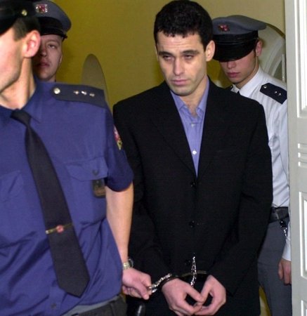 Fatmir byl v roce 2000 odsouzen k deseti letům vězení