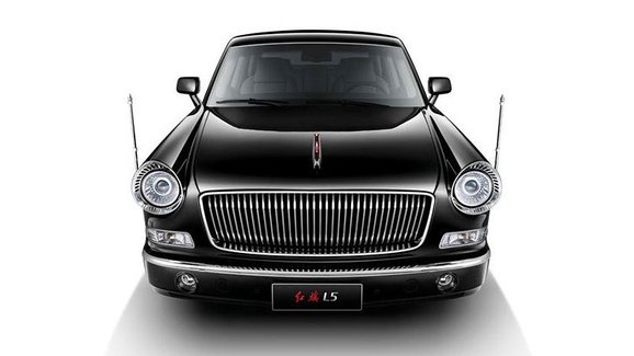 Nový konkurent Rolls-Royce odhaluje plány, čínské Hongqi chce dobýt svět luxusu