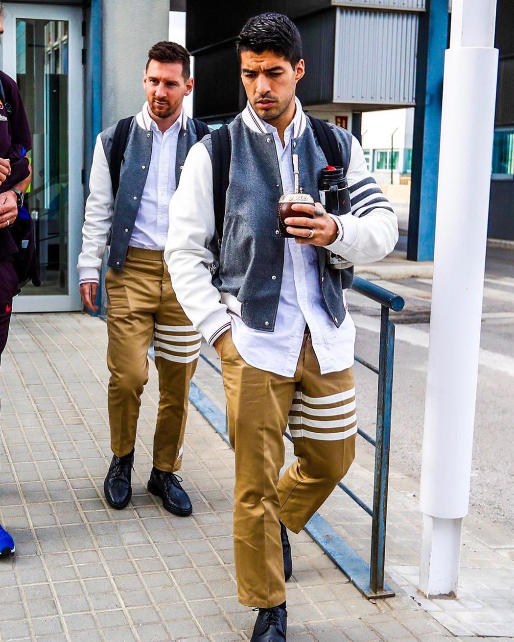 Messi a Suarez při cestě do Madridu.