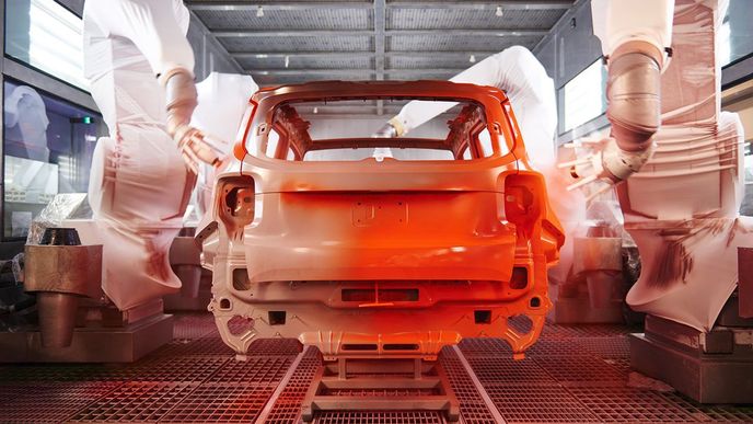 Výroba Jeepu Renegade v továrně FCA v italském Melfi