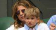 Manželka Rogera Federera sleduje utkání manžela s jedním ze svých synů