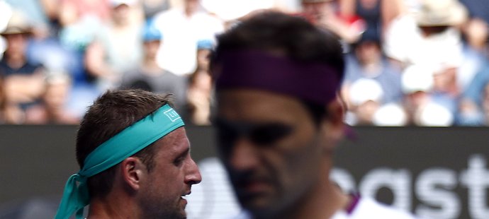 Roger Federer a Tennys Sandgren