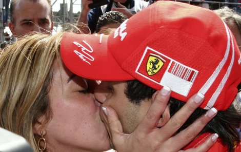 Felipe Massa s manželkou Raffaelou