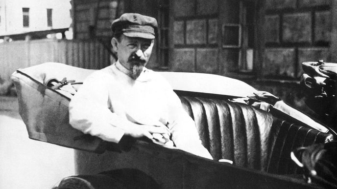 Felix Edmundovič Dzeržinskij Felix Edmundovič Dzeržinskij