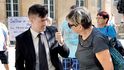 Rakouský identitář Martin Sellner pod remigraci zahrnuje také legálně usazené přistěhovalce a „neasimilované“ občany Rakouský identitář Martin Sellner pod remigraci zahrnuje také legálně usazené přistěhovalce a „neasimilované“ občany