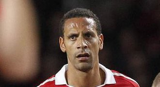 Rio, ty jsi blbec, četl o sobě na internetu Ferdinand z Manchesteru United