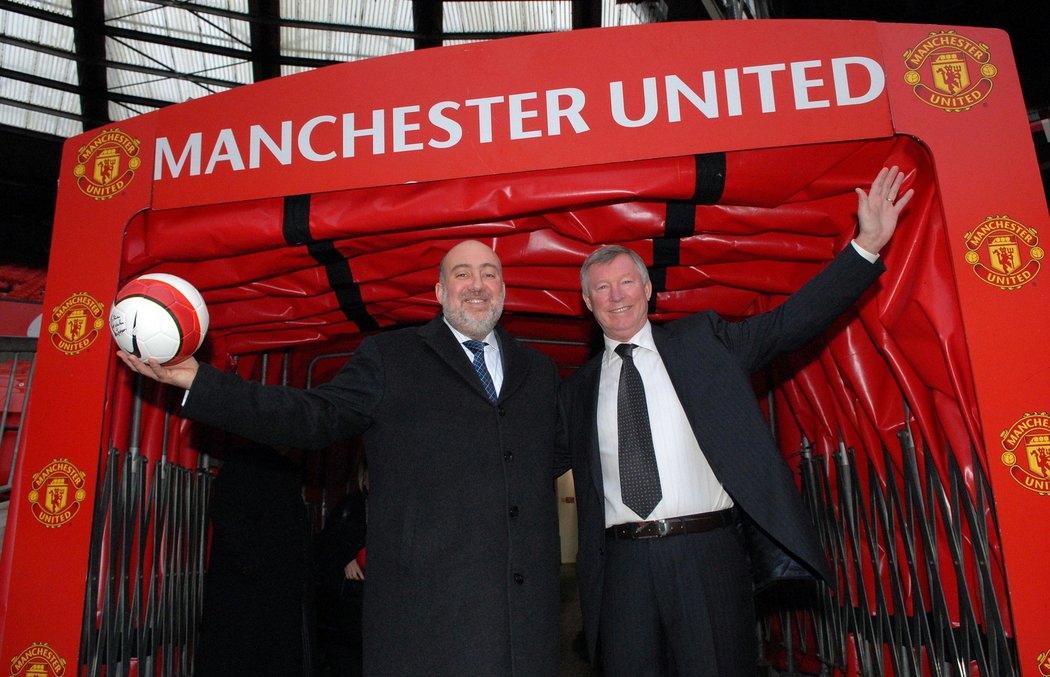 Alex Ferguson posbíral s Manchesterem United desítky trofejí.