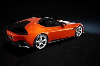 I krásné Ferrari 12cilindri může vypadat nevkusně. Podívejte se