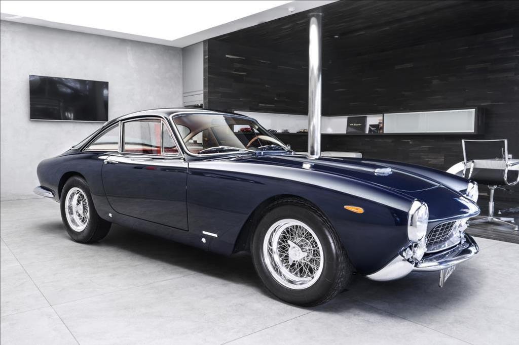 Ferrari 250 GT Lusso