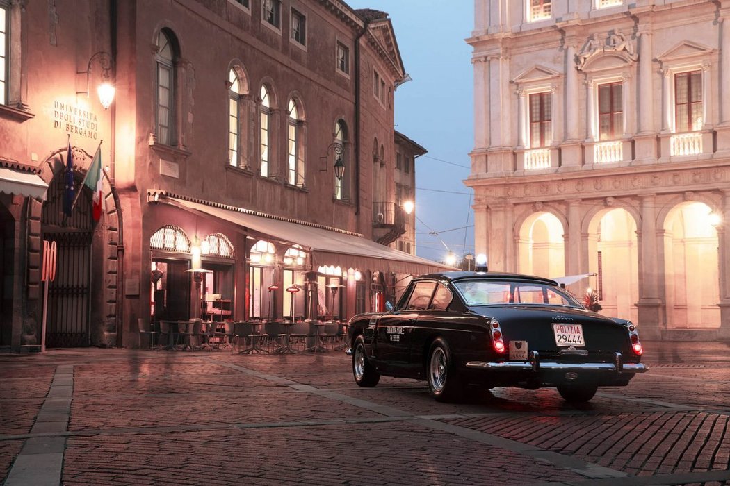 Ferrari 250 GT 2+2 Polizia