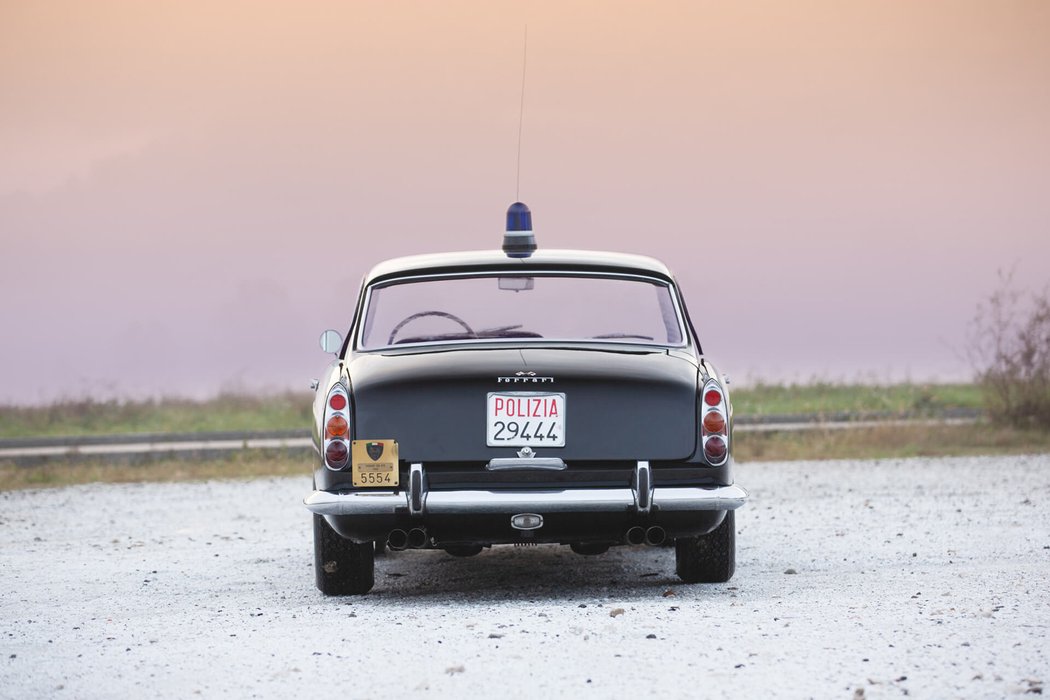 Ferrari 250 GT 2+2 Polizia