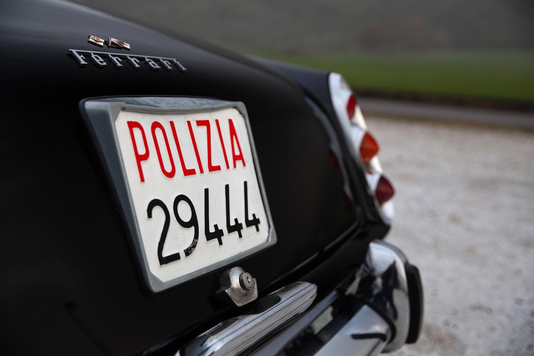 Ferrari 250 GT 2+2 Polizia