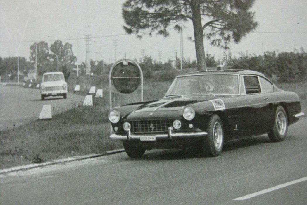 Ferrari 250 GT 2+2 Polizia