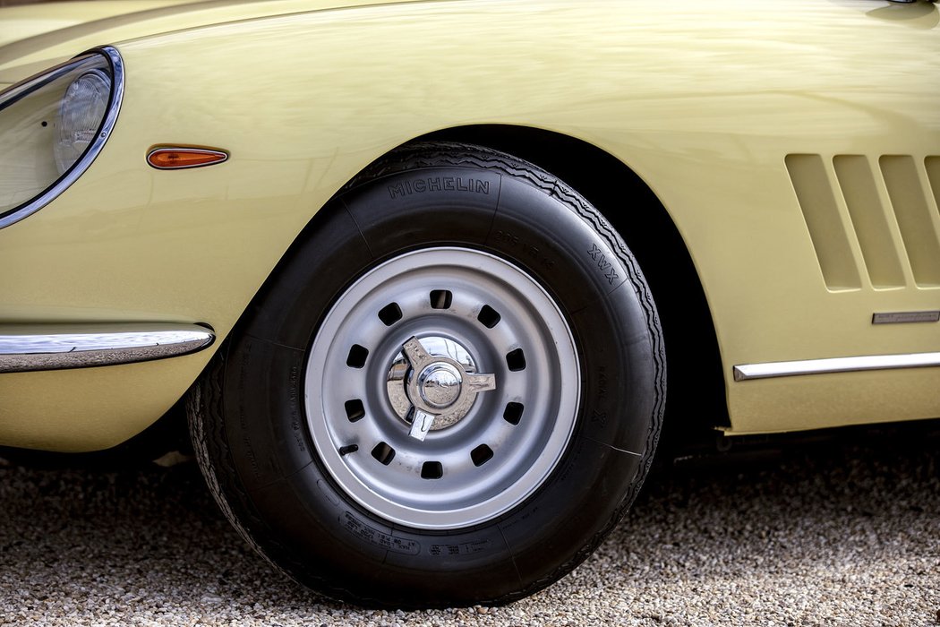 Ferrari 275 GTB/4 by Scaglietti (1968)