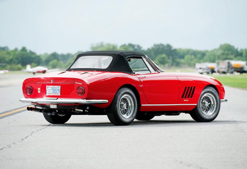 Ferrari 275 GTB/4S NART Spider