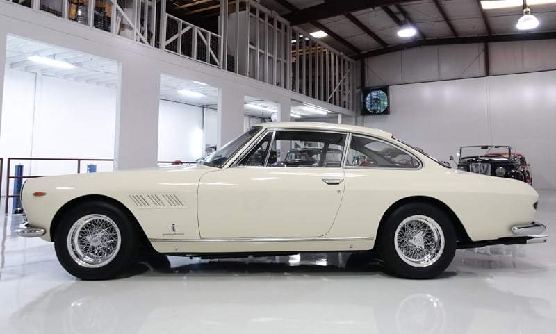 Ferrari 330 GT 2+2