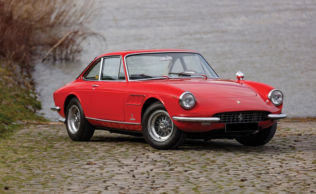 Ferrari 330 GTC by Pininfarina (1967)