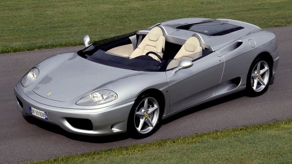 Ředitel Ferrari dostal svatebním darem model 360 bez střechy