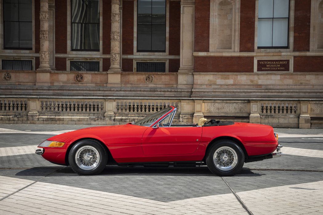 Ferrari 365 GTB/4