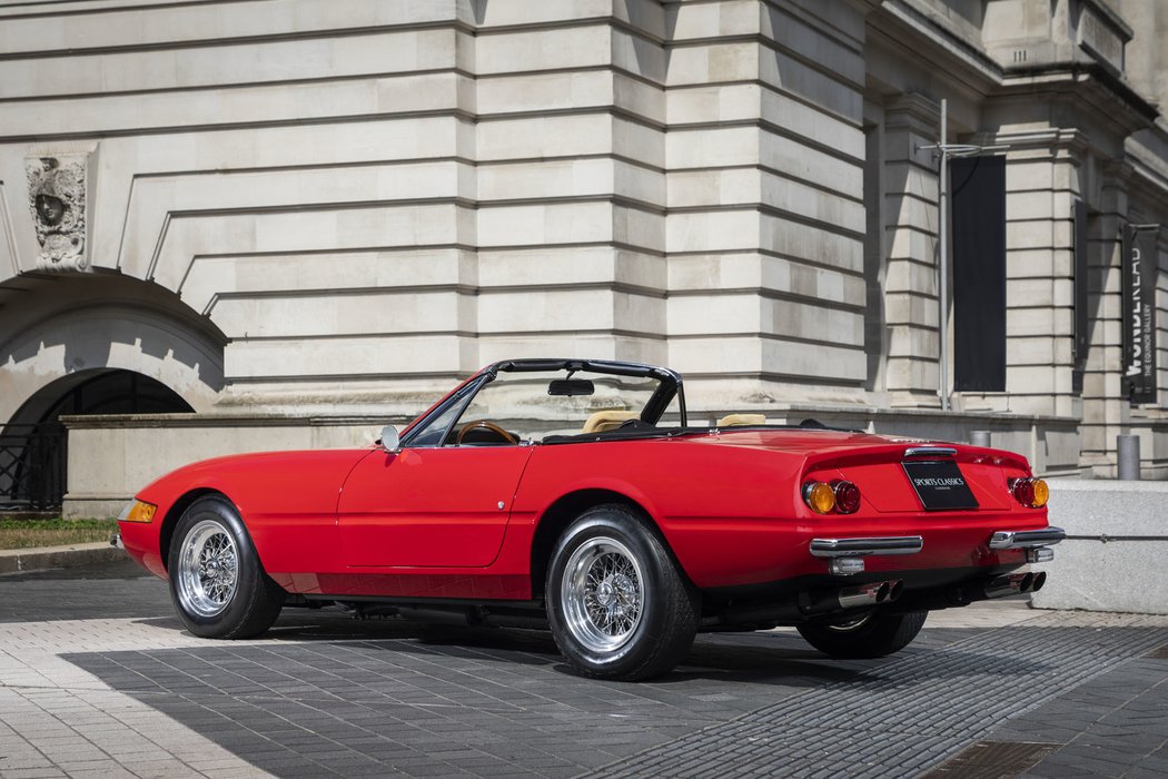 Ferrari 365 GTB/4