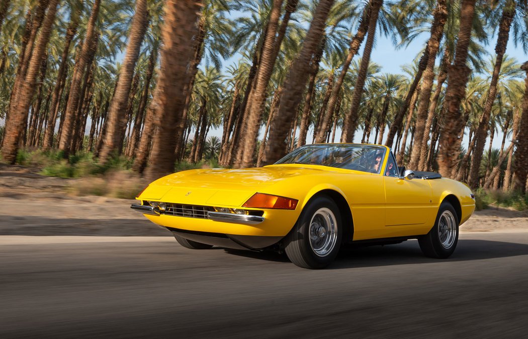 Ferrari 365 GTS/4 Daytona Spider by Scaglietti (1971)