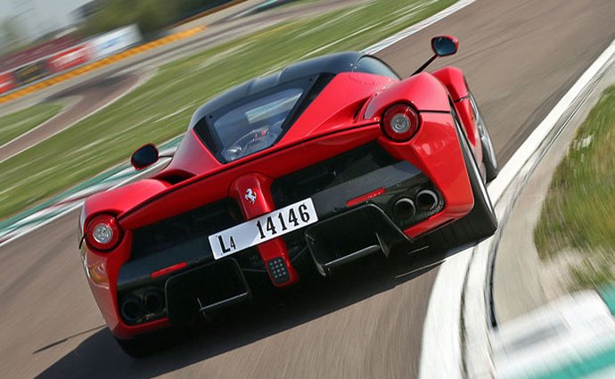 FCA se zbaví Ferrari, aby splnilo růstový plán