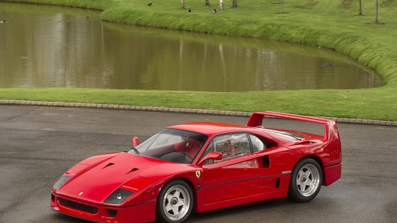 Na prodej je vzácný prototyp Ferrari F40, jeden z osmi vyrobených