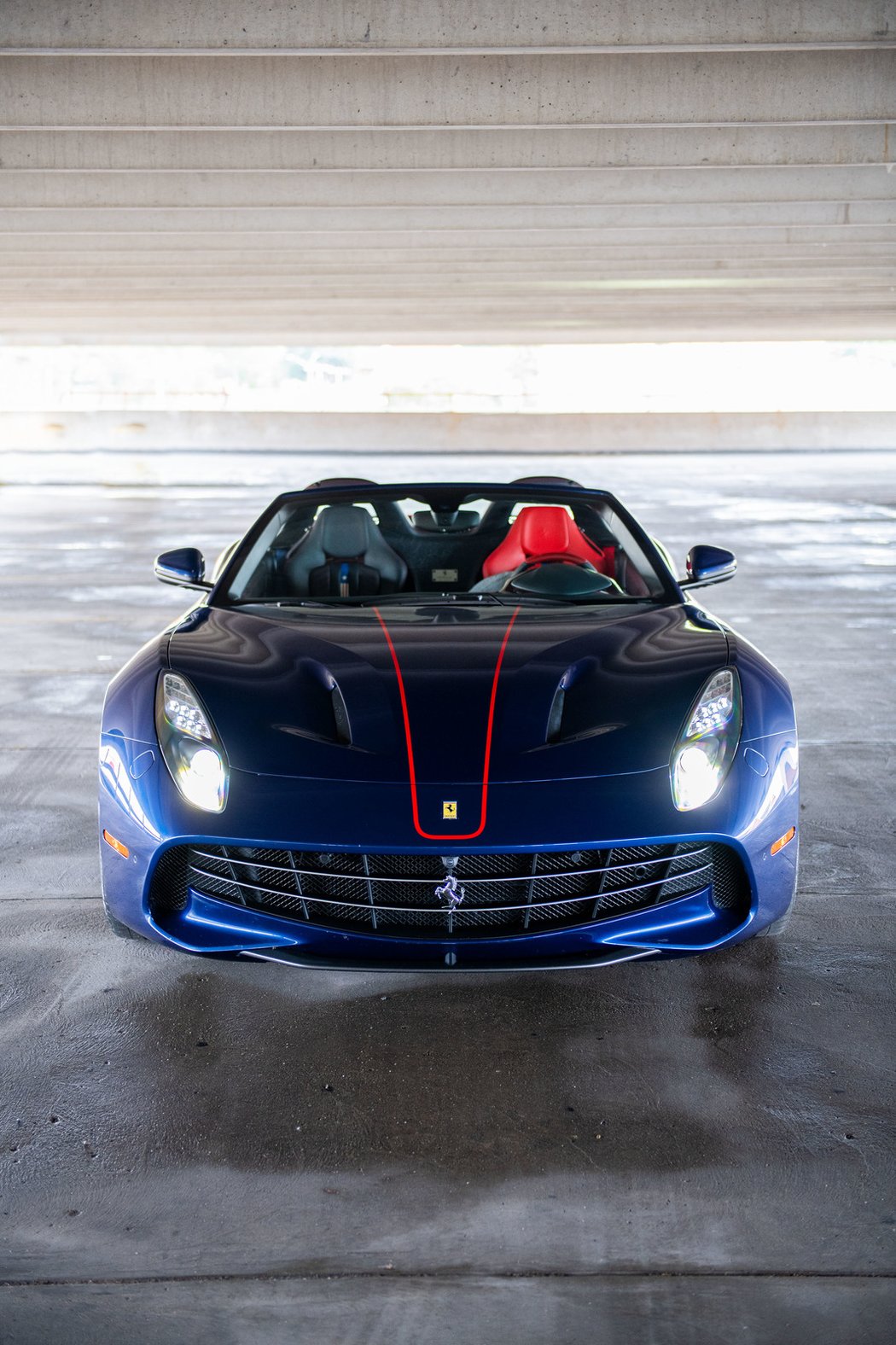 Ferrari F60 America z roku 2016 se vydražilo za 3.635.000 dolarů (79 mil. Kč)