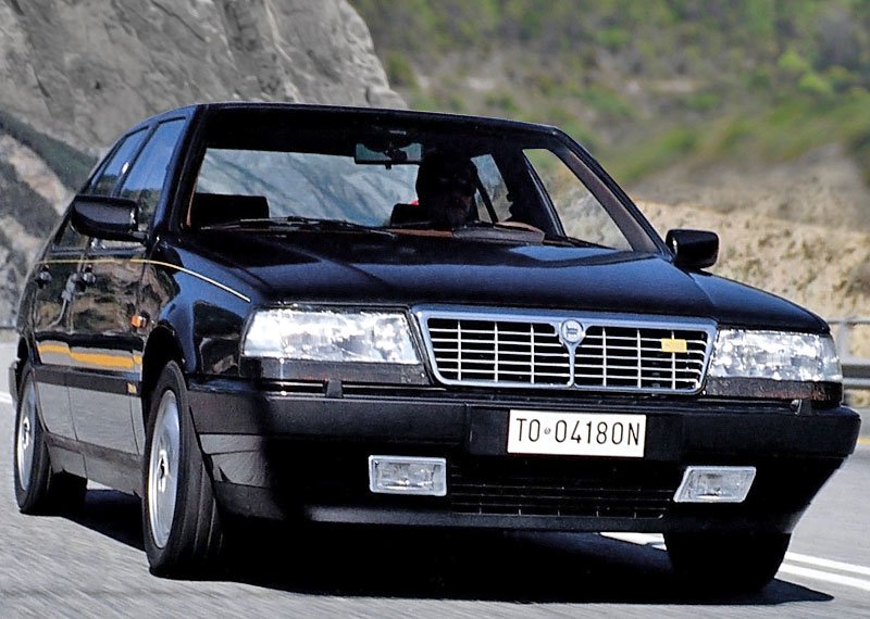 Lancia Thema 8.32