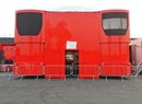 Ferrari F1 prodává deset let starý motorhome za 55 milionů korun