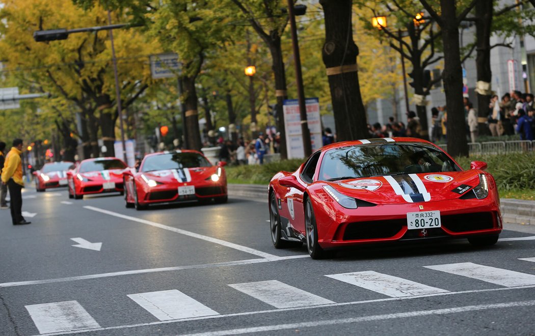 Sraz Ferrari v Japonsku
