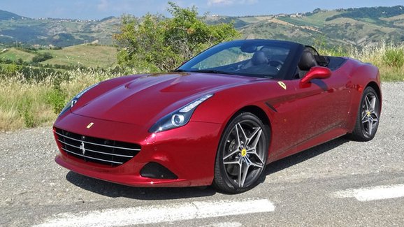 TEST Ferrari California T: První jízdní dojmy (+video)