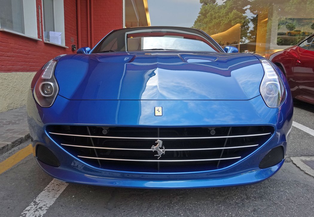 Ferrari California