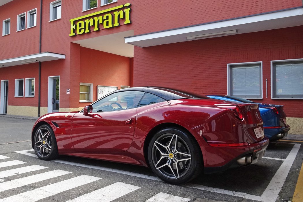 Ferrari California