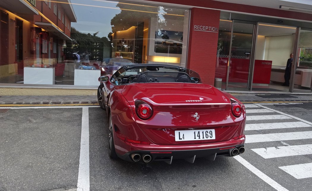 Ferrari California