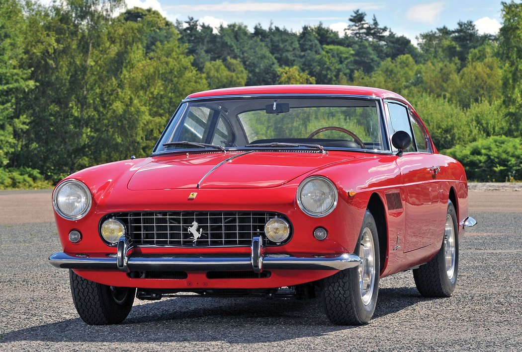 Ferrari 250 GT 2+2