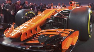 OBRAZEM: Nová éra F1. Širší pneumatiky, oranžový McLaren a byznys za 40 miliard bez Ecclestona