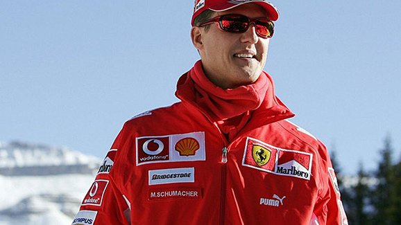 Michael Schumacher se zranil při jízdě na lyžích, jeho stav je kritický